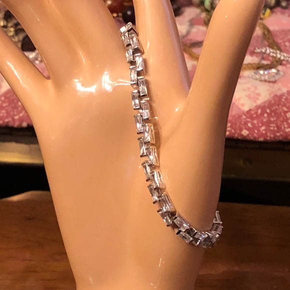 Woman’s 7 inch. Sterling silver bracelet - Picture 2 of 4